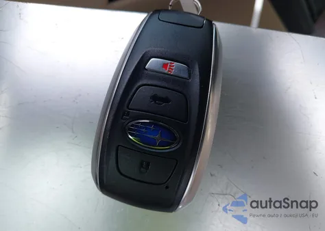 2016 Subaru Outback 2.5I Limited z USA, uszkodzony, nr VIN 4S4BSANC2G3218540